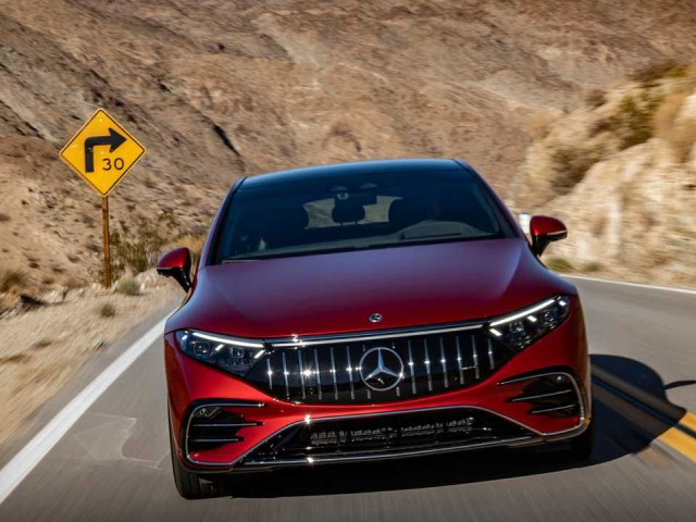 Mercedes-Benz EQS фото