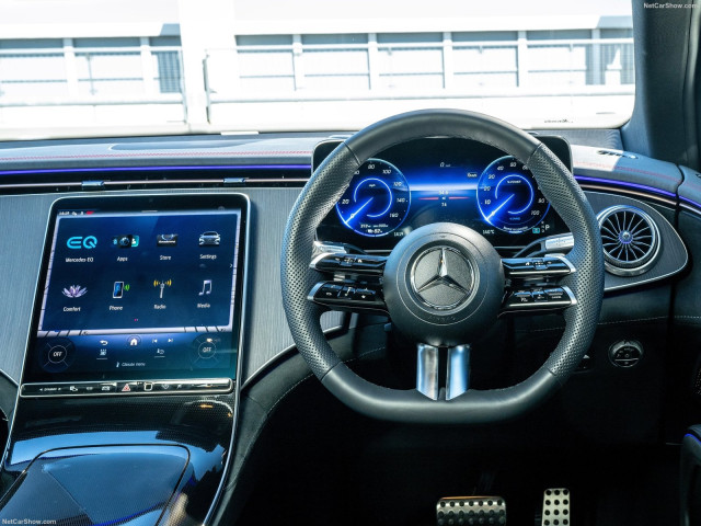 Mercedes-Benz EQS фото
