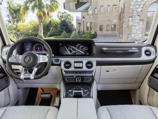 Mercedes-Benz G-Class AMG фото