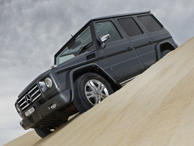 Mercedes-Benz G-Class фото