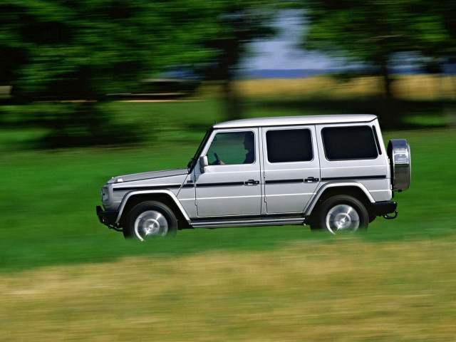 Mercedes-Benz G-Class фото