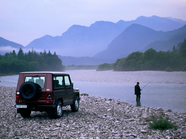 Mercedes-Benz G-Class фото