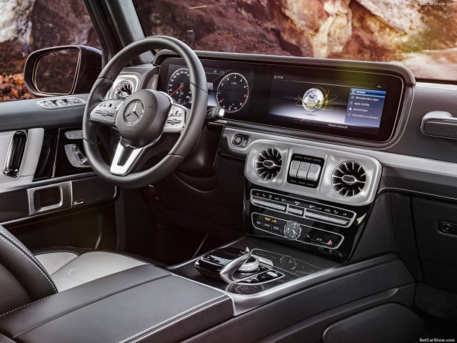 Mercedes-Benz G-Class фото