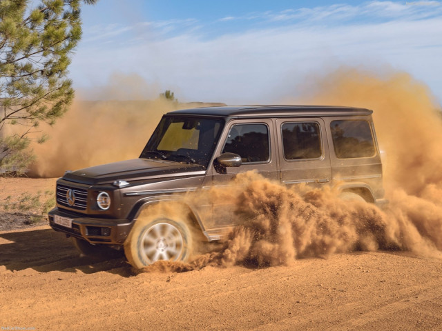 Mercedes-Benz G-Class фото