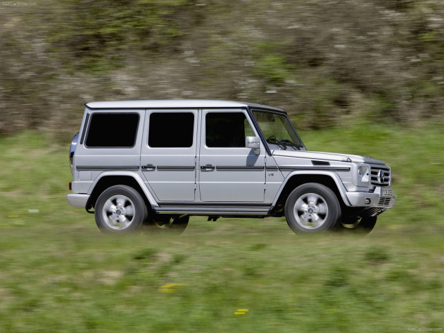 Mercedes-Benz G-Class фото