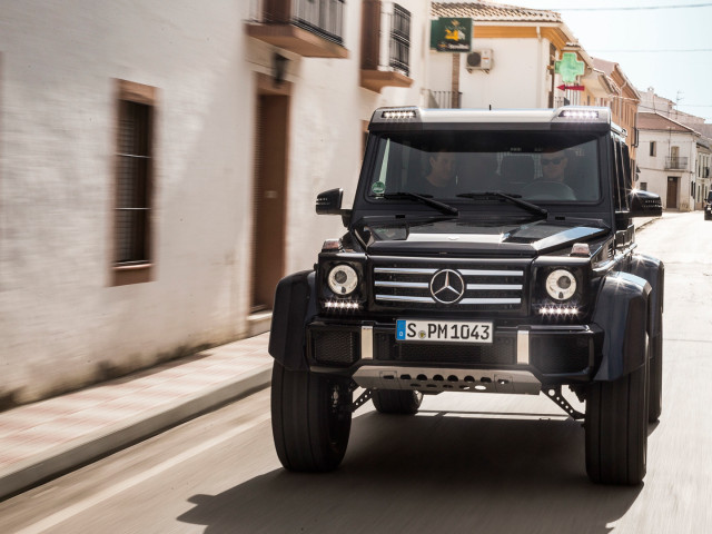 Mercedes-Benz G500 фото