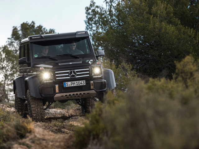 Mercedes-Benz G500 фото