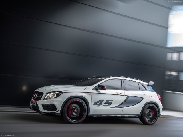 Mercedes-Benz GLA AMG фото