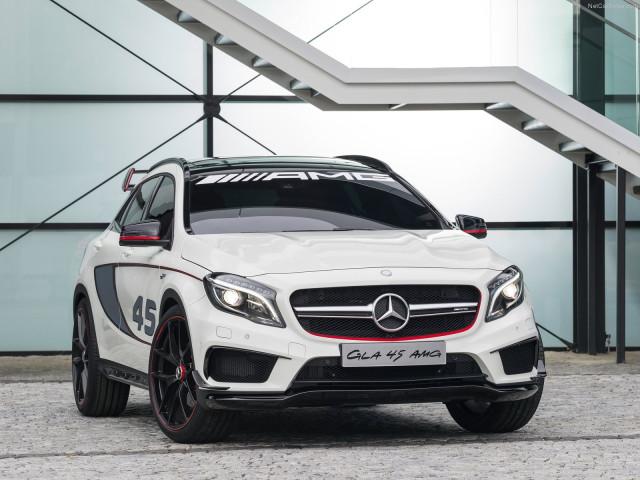 Mercedes-Benz GLA AMG фото