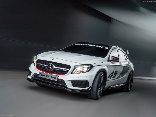 Mercedes-Benz GLA AMG фото