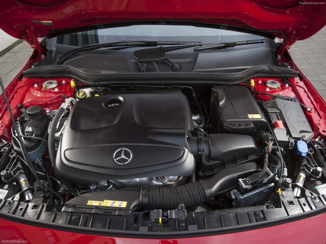 Mercedes-Benz GLA фото