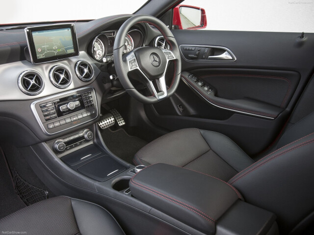 Mercedes-Benz GLA фото