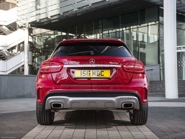 Mercedes-Benz GLA фото
