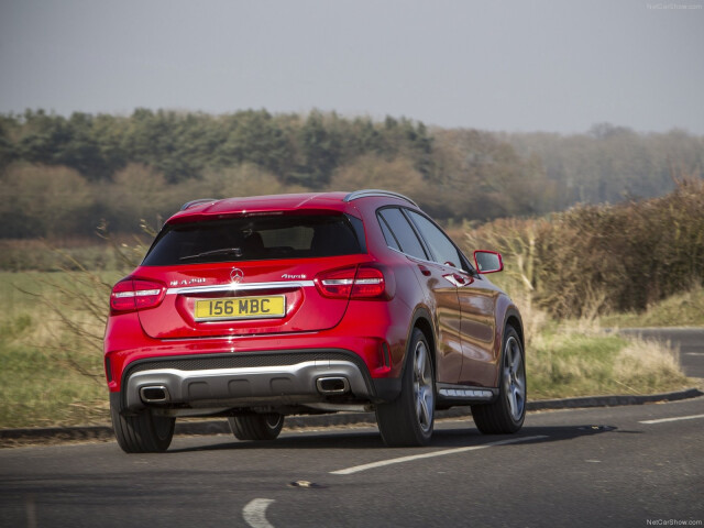 Mercedes-Benz GLA фото