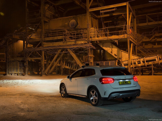 Mercedes-Benz GLA фото