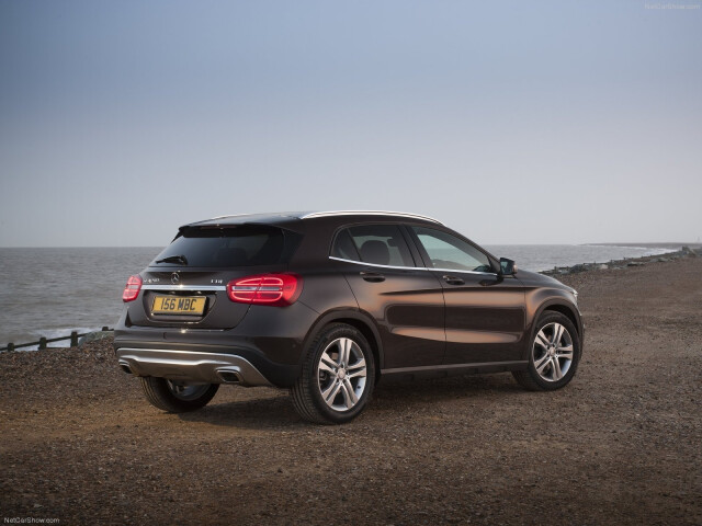 Mercedes-Benz GLA фото
