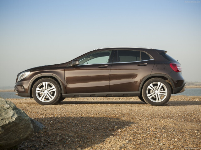 Mercedes-Benz GLA фото