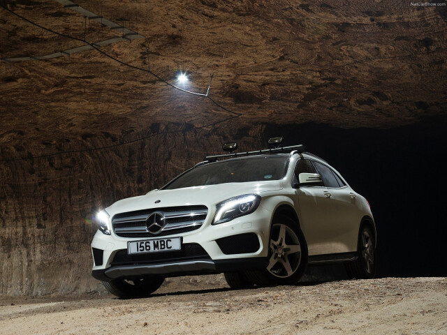 Mercedes-Benz GLA фото