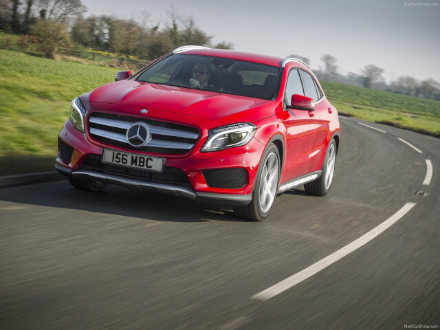 Mercedes-Benz GLA фото