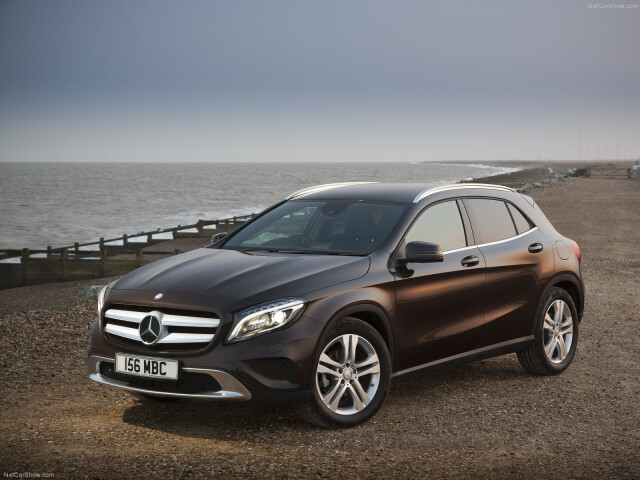 Mercedes-Benz GLA фото