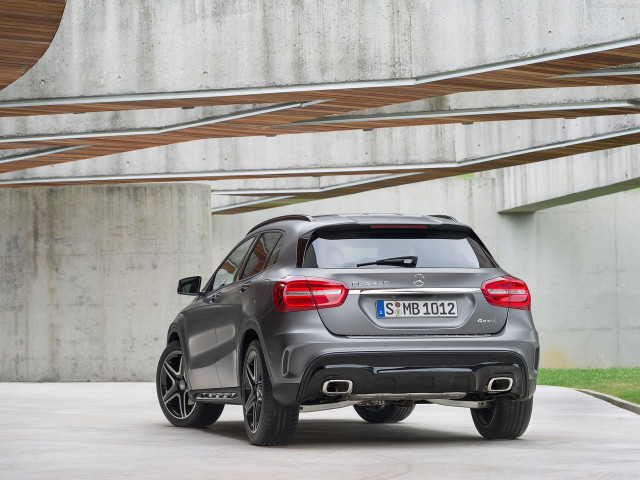 Mercedes-Benz GLA фото