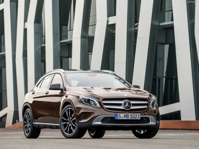 Mercedes-Benz GLA фото