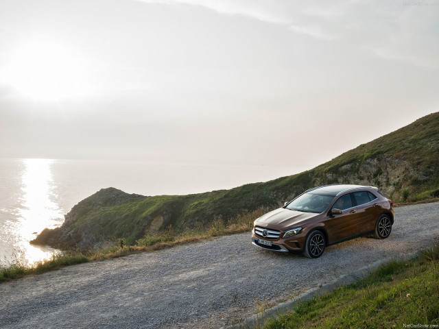 Mercedes-Benz GLA фото