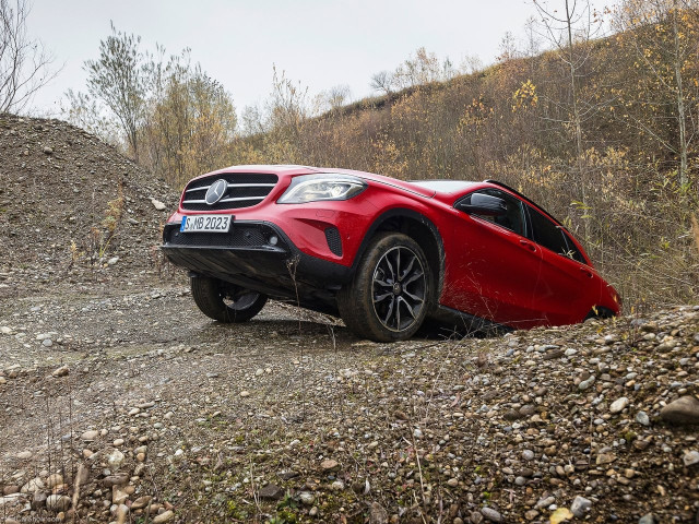 Mercedes-Benz GLA фото