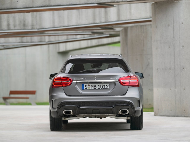 Mercedes-Benz GLA фото