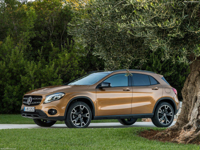 Mercedes-Benz GLA фото