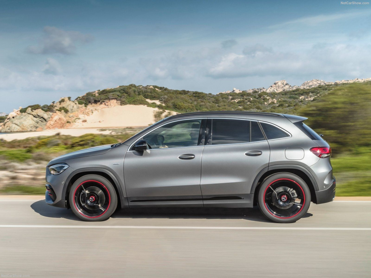 Mercedes-Benz GLA фото 204399