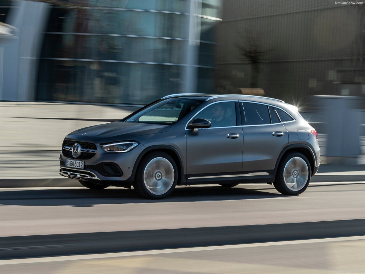 Mercedes-Benz GLA фото 204406