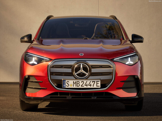 Mercedes-Benz GLA фото