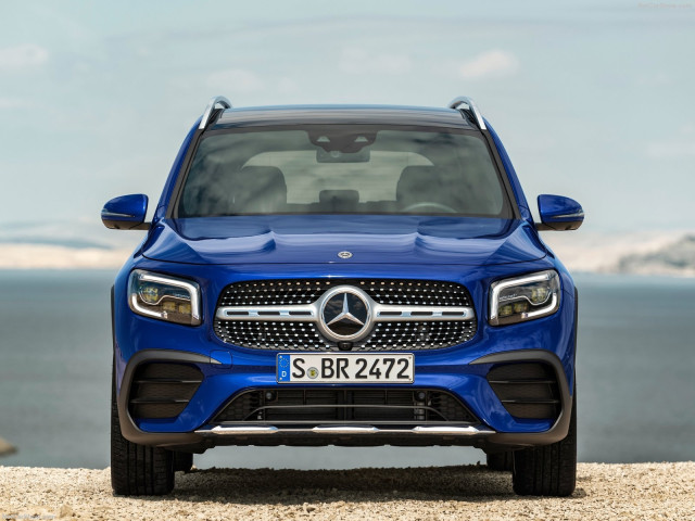 Mercedes-Benz GLB фото