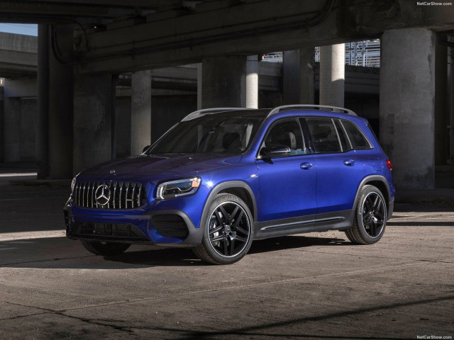 Mercedes-Benz GLB фото