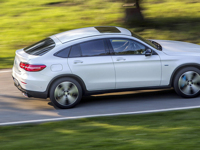 Mercedes-Benz GLC Coupe фото