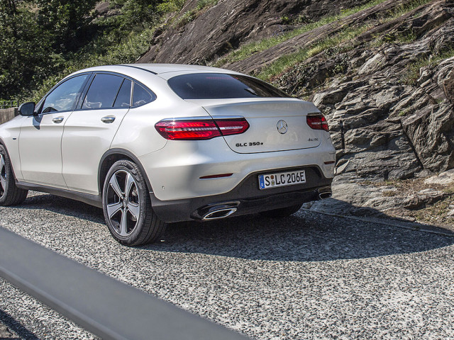 Mercedes-Benz GLC Coupe фото