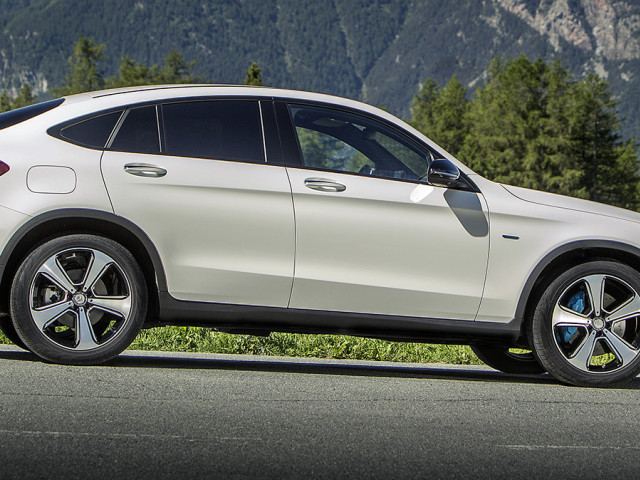 Mercedes-Benz GLC Coupe фото