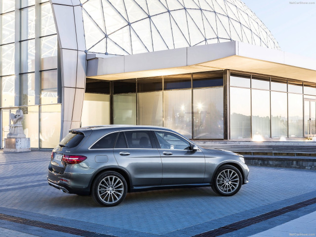 Mercedes-Benz GLC фото