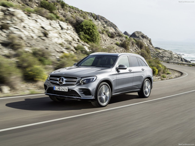 Mercedes-Benz GLC фото