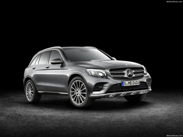 Mercedes-Benz GLC фото