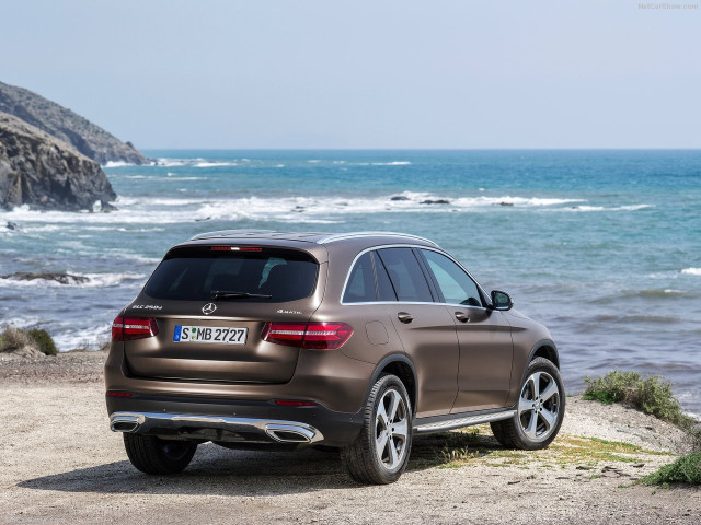 Mercedes-Benz GLC фото