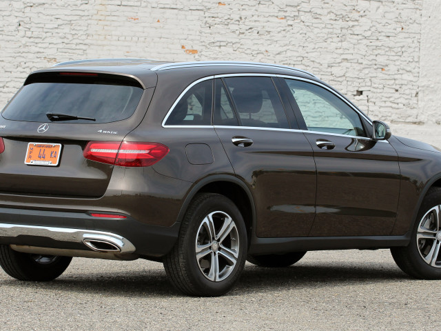 Mercedes-Benz GLC фото