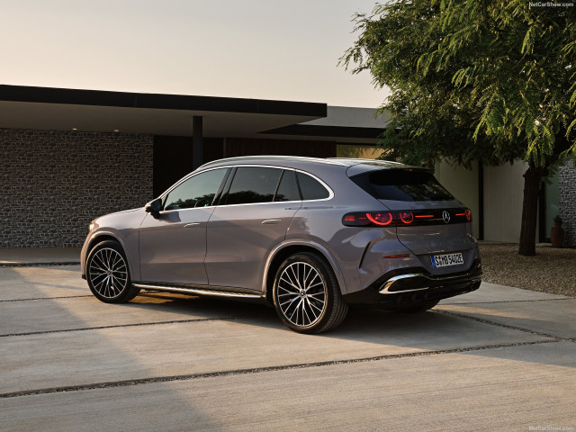 Mercedes-Benz GLC фото