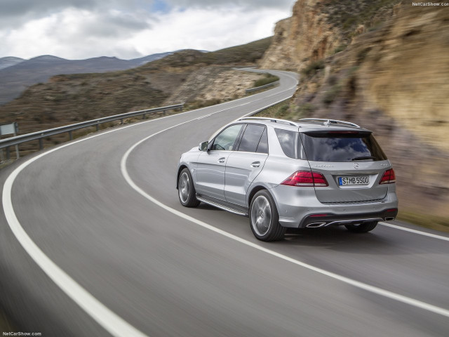 Mercedes-Benz GLE фото