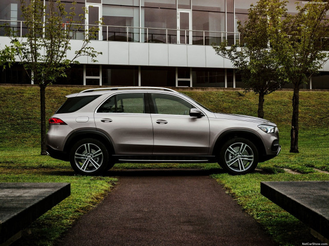 Mercedes-Benz GLE фото