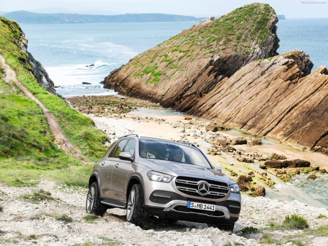 Mercedes-Benz GLE фото