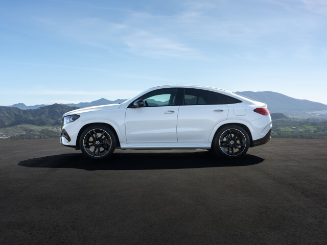 Mercedes-Benz GLE фото