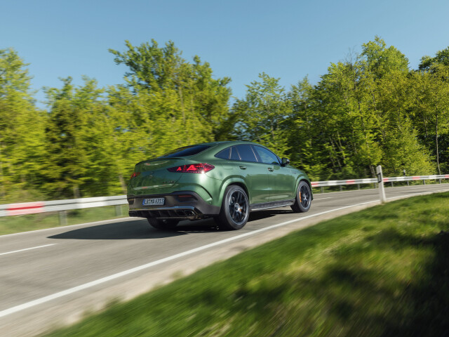 Mercedes-Benz GLE фото
