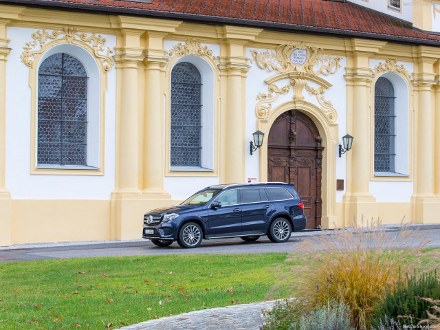 Mercedes-Benz GLS фото